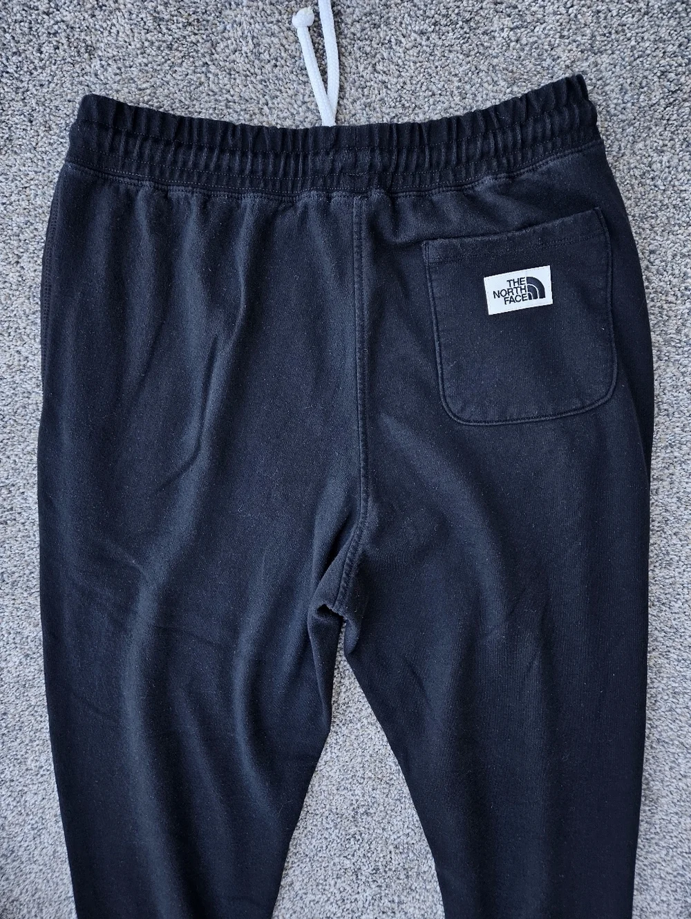 North Face Jogger Pants Black Tapered Sweatpants Pockets Warm Mens Size Medium